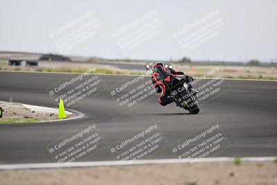 media/Apr-18-2025-TrackDaz (Fri) [[45f5874c44]]/C Group/Session 2 (Turn 10)/